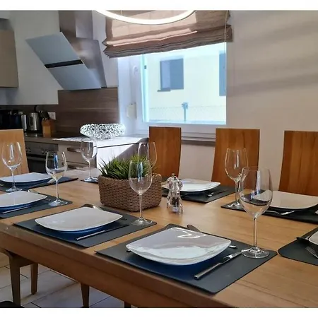 Seebrise Modern Retreat