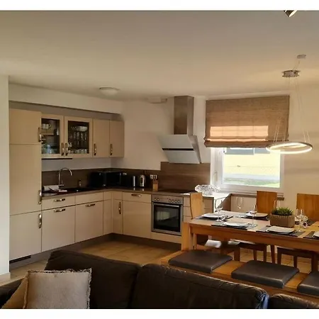 Seebrise Modern Retreat